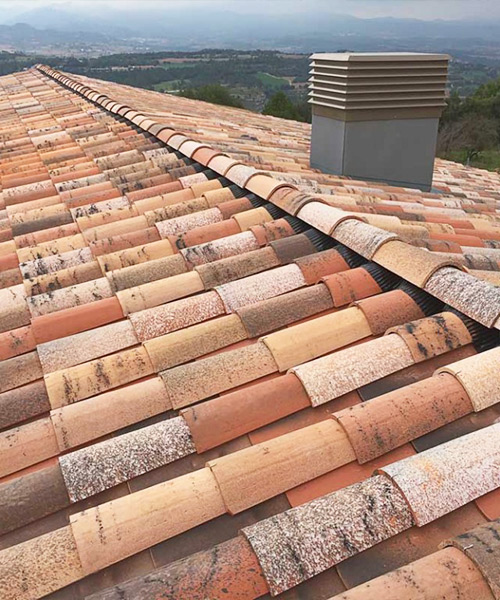 Artisans couvreurs qualifiés à Villeneuve-les-Beziers (34420) dans l'Hérault (34)